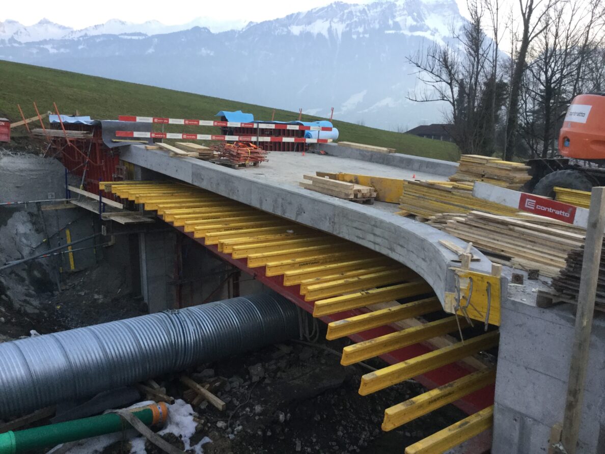 Ausbau Nietenbachstrasse, Schwyz – contratto ag